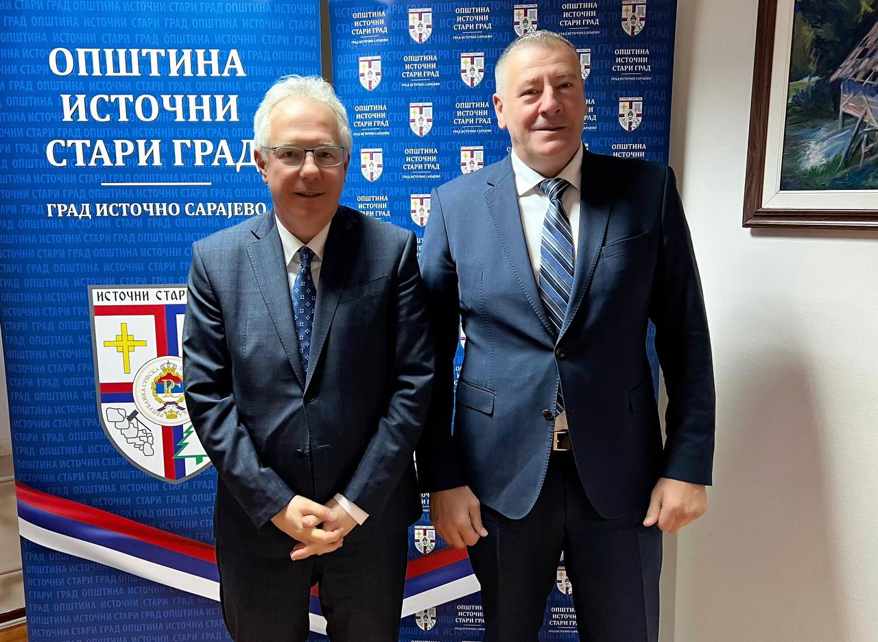 AMBASADOR SJEDINJENIH AMERIČKIH DRŽAVA U BIH MAJKL MARFI U ZVANIČNOJ POSJETI OPŠTINI ISTOČNI STARI GRAD
